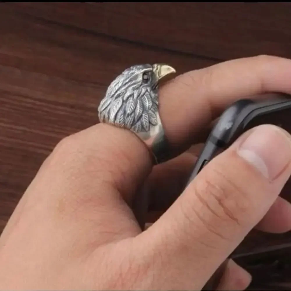 MENS CARVED EAGLE HEAD RING‎